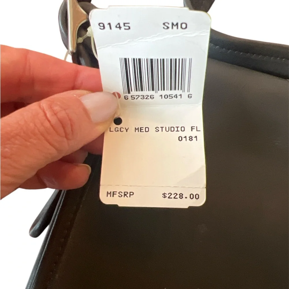 Vintage Coach Gray Leather Crossbody Bag with Adjustable Strap - Picture 2 of 6